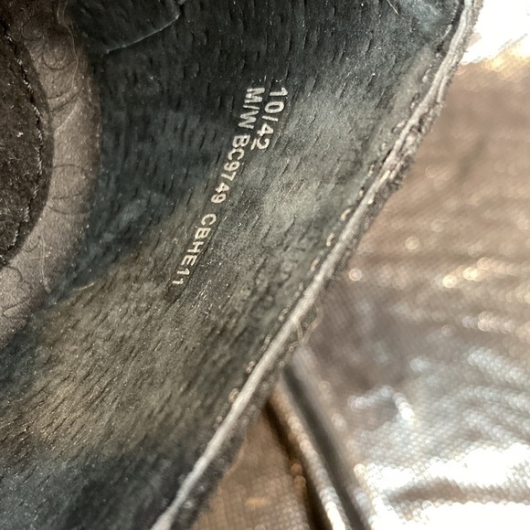 𝅺boc Born Concept Jet Black suede shoes. Size 10. Excellent condition. - Picture 4 of 7